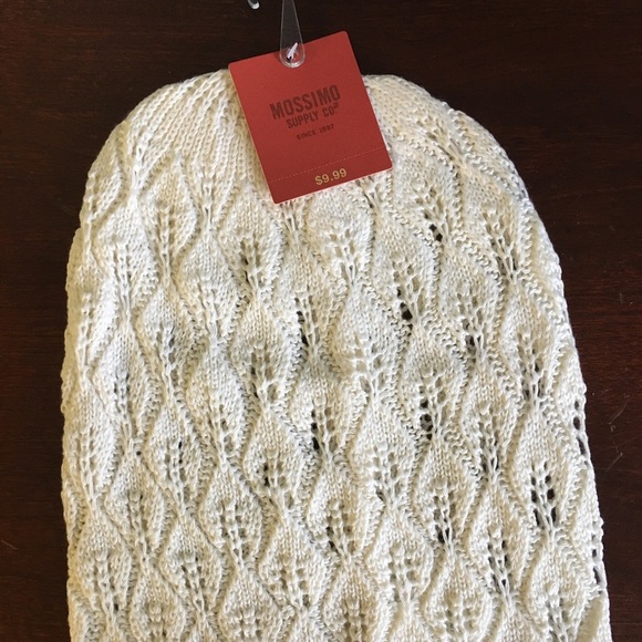 Mossimo Crotchet Fall/ Winter Hat - Picture 3 of 7